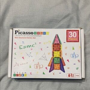 Rocket Building Set - 30 Piece Multicolor